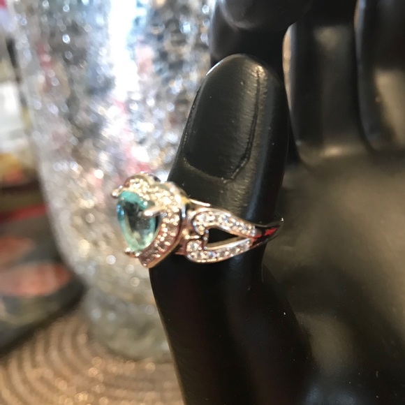 Ring - Picture 2 of 2